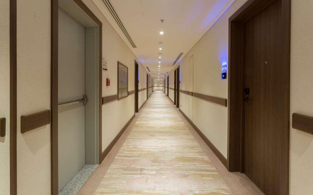Comfort Hotel Jeddah King Road Interior photo