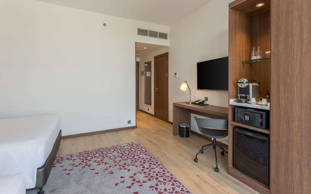 Comfort Hotel Jeddah King Road Room photo