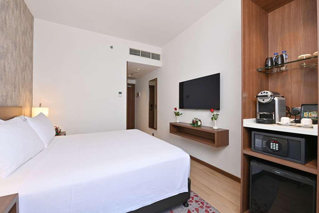 Comfort Hotel Jeddah King Road Room photo